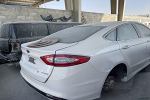 سيارة فورد فيوجن 2015