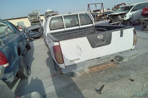سيارة نيسان نافارا 2008