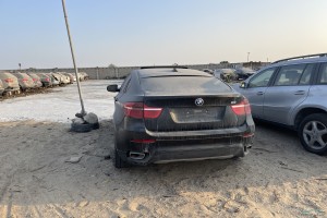 سيارة بي ام دبليو الفئة X 2008